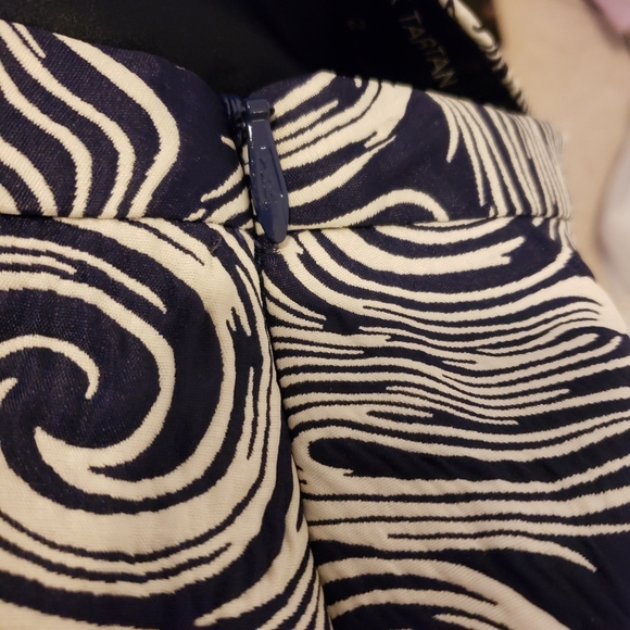 Pink Tartan Swirl Jacquard A-Line Skirt - Picture 6 of 7